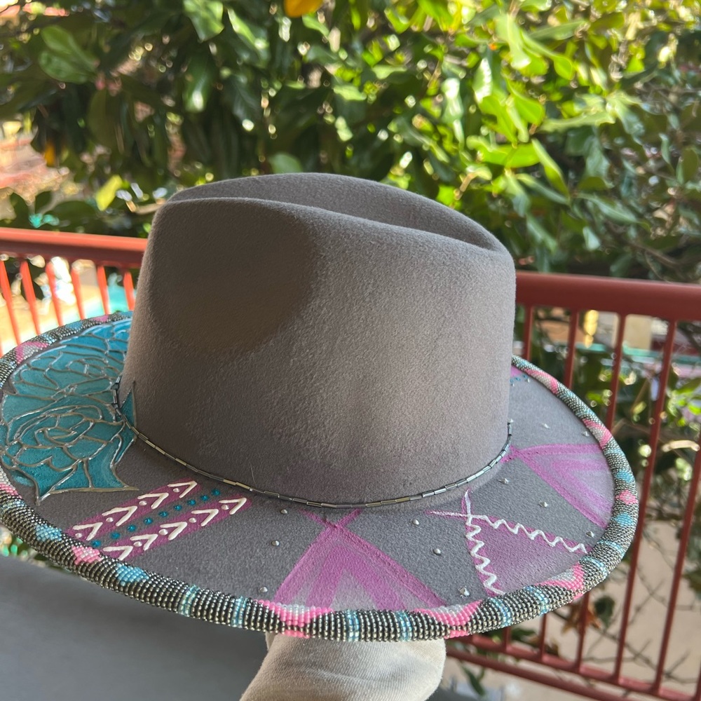 Custom beaded hat - Picture 2 of 5